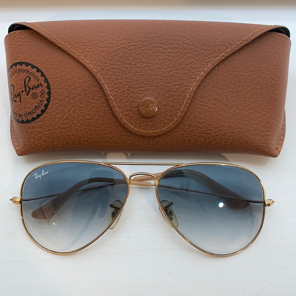 Ray-Ban Gradient Blue Aviators